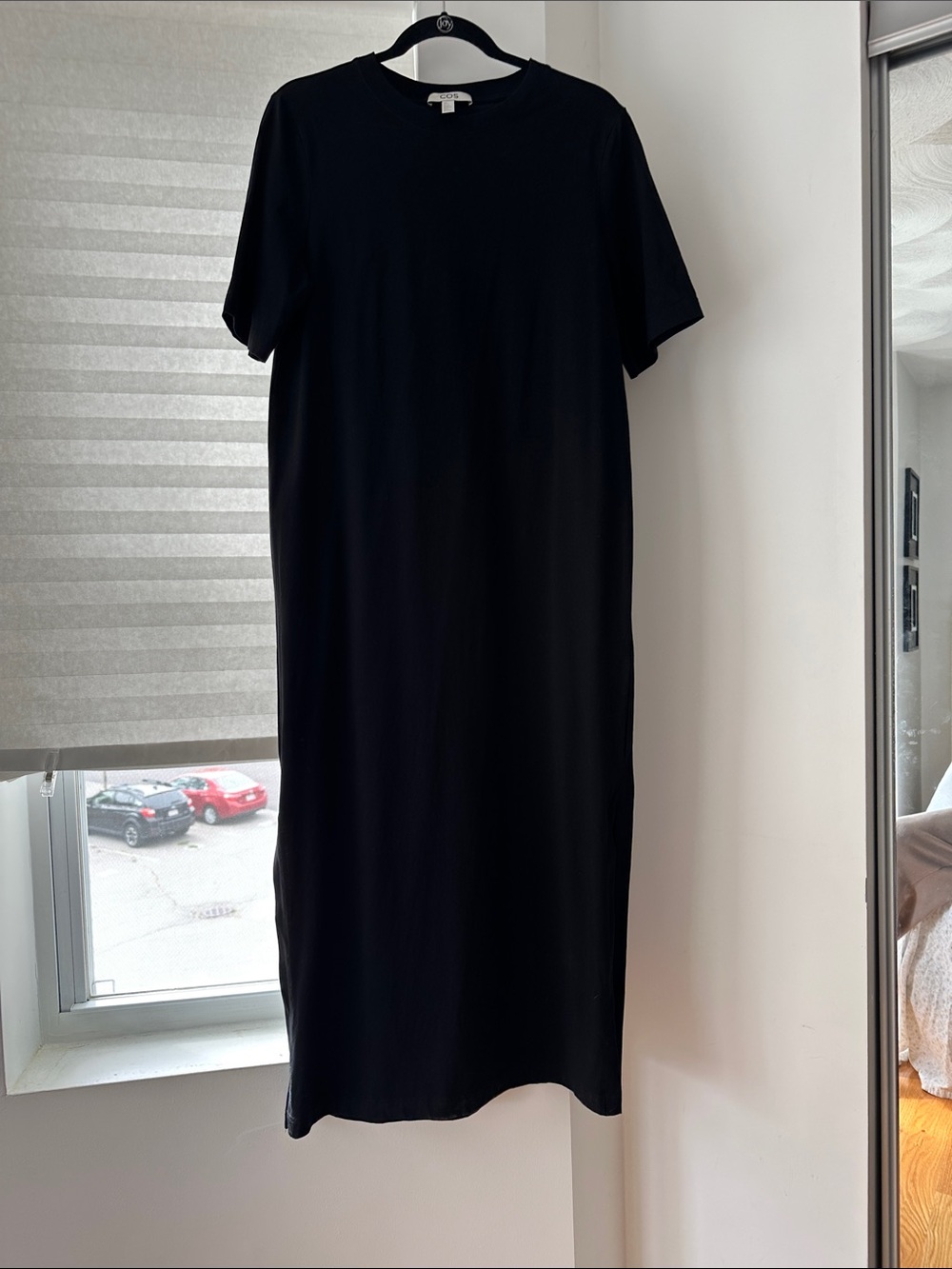 COS…Black Short-Sleeve Maxi Dress, M